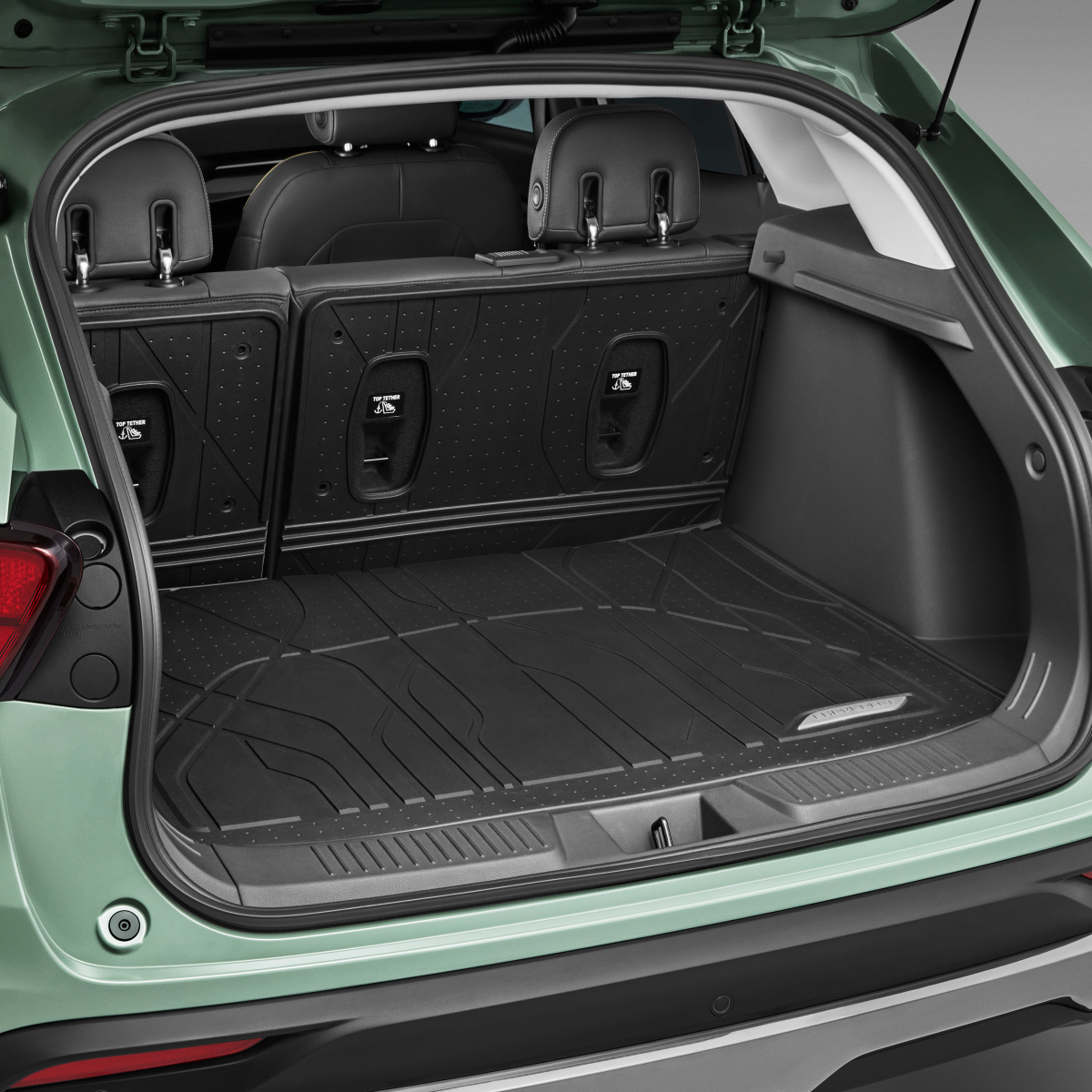 Chevrolet 2024 Trax Integrated Cargo Liner - Chevrolet Script, Black 42854159