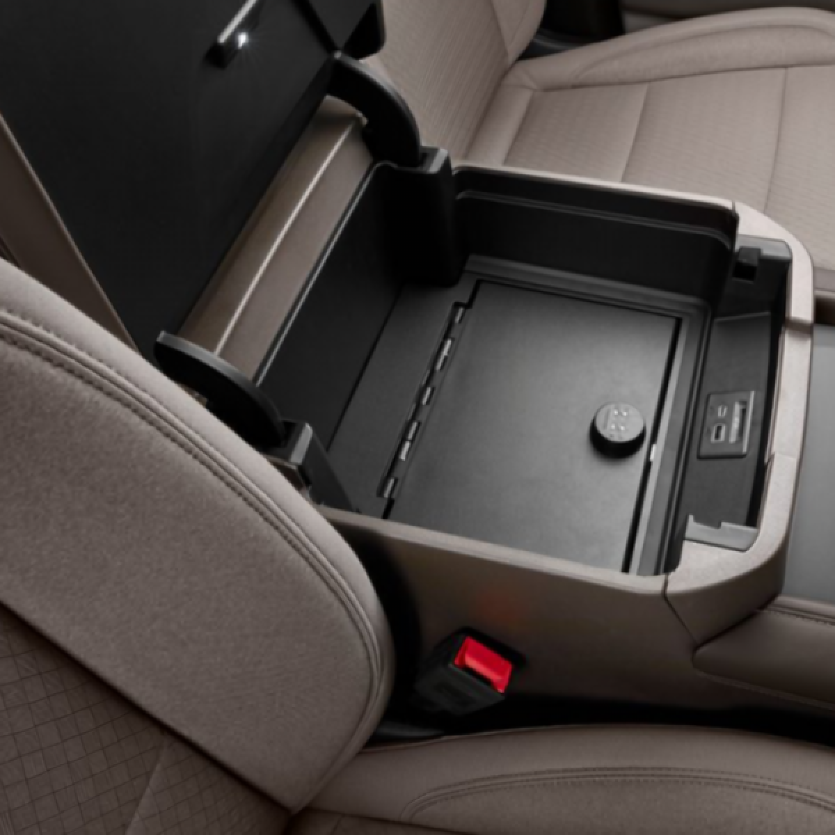 Chevrolet Console-Mounted Safe - With Non Power-Sliding Centre Console 84404148