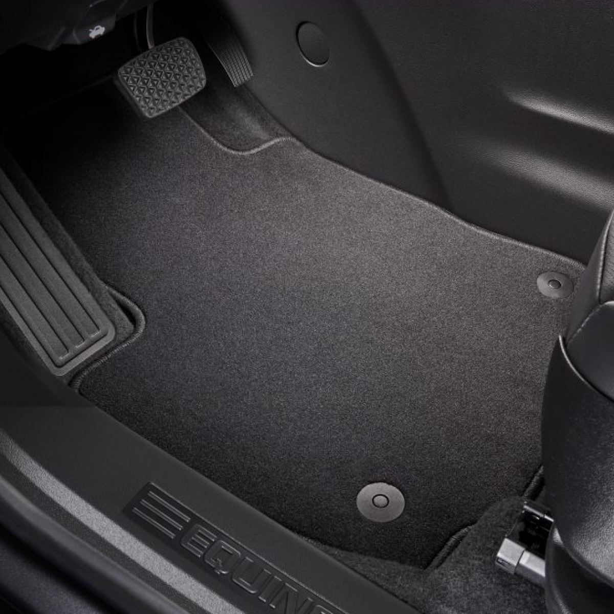 Chevrolet Floor Mats - Front & Rear Carpet, Jet Black 84474714