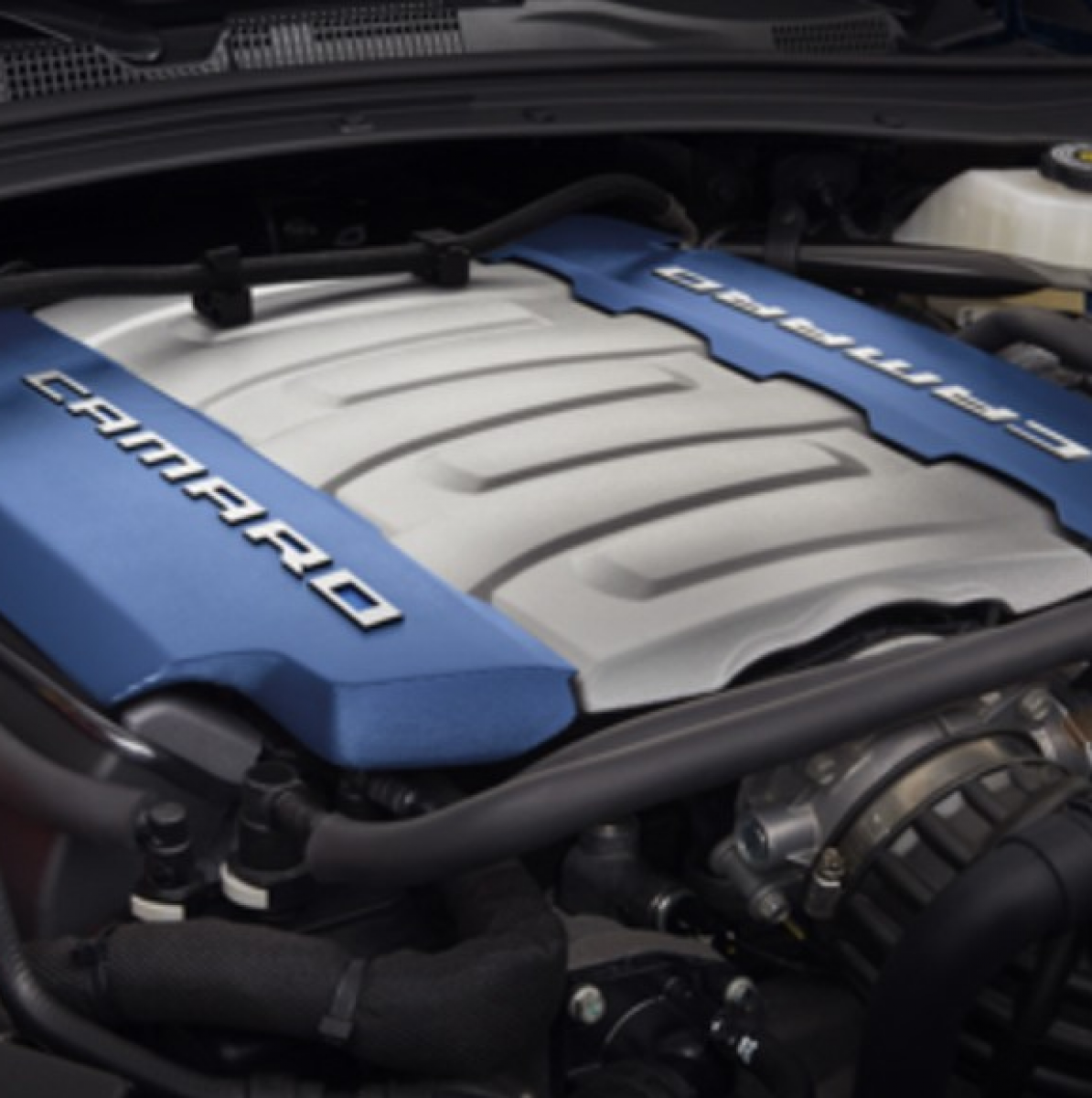 Chevrolet Engine Cover - 6.2L, Camaro Script, Blue for 2017-2018 Camaro 12669896