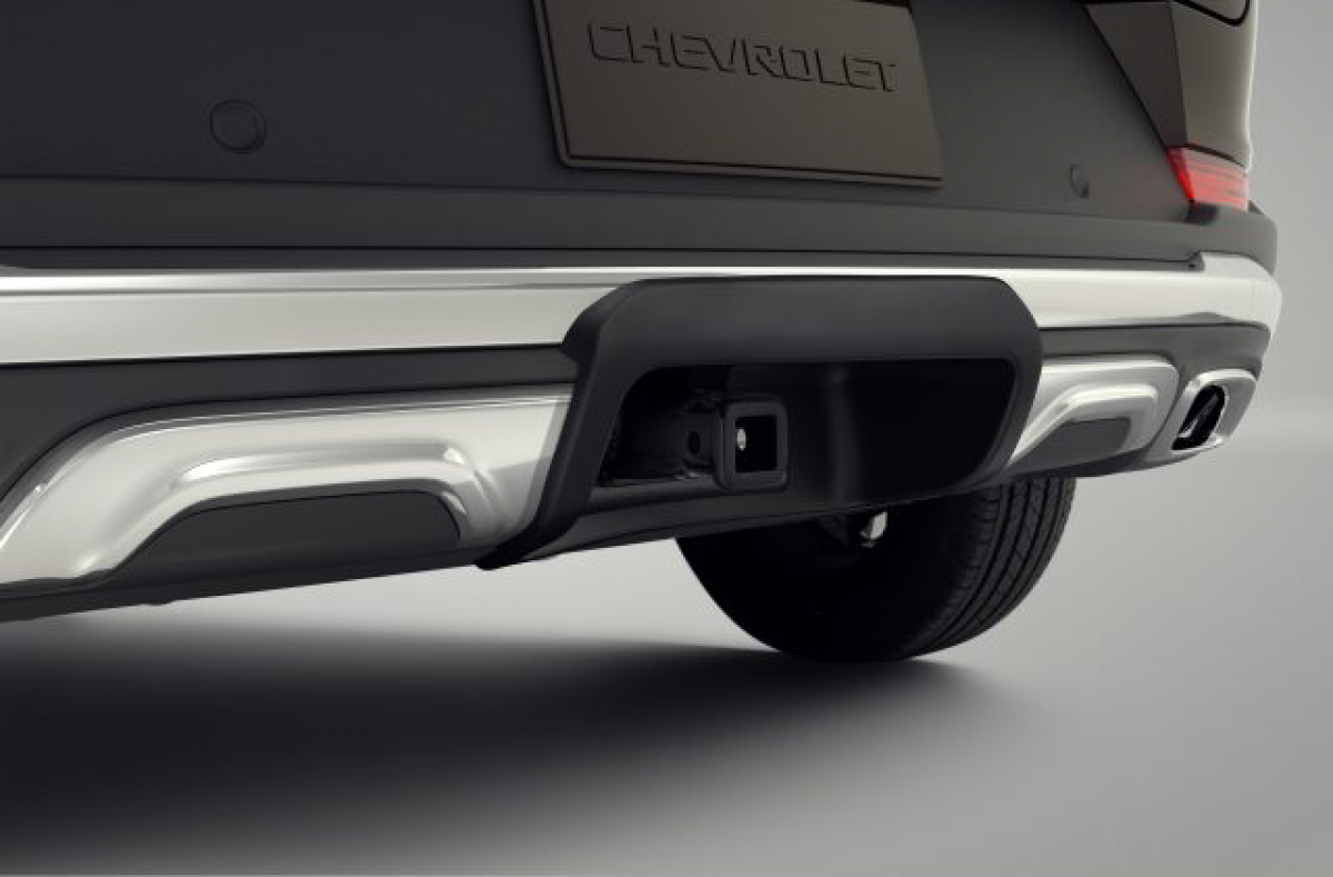 Chevrolet Trailer Hitch Trim Bezel - Black 42757663