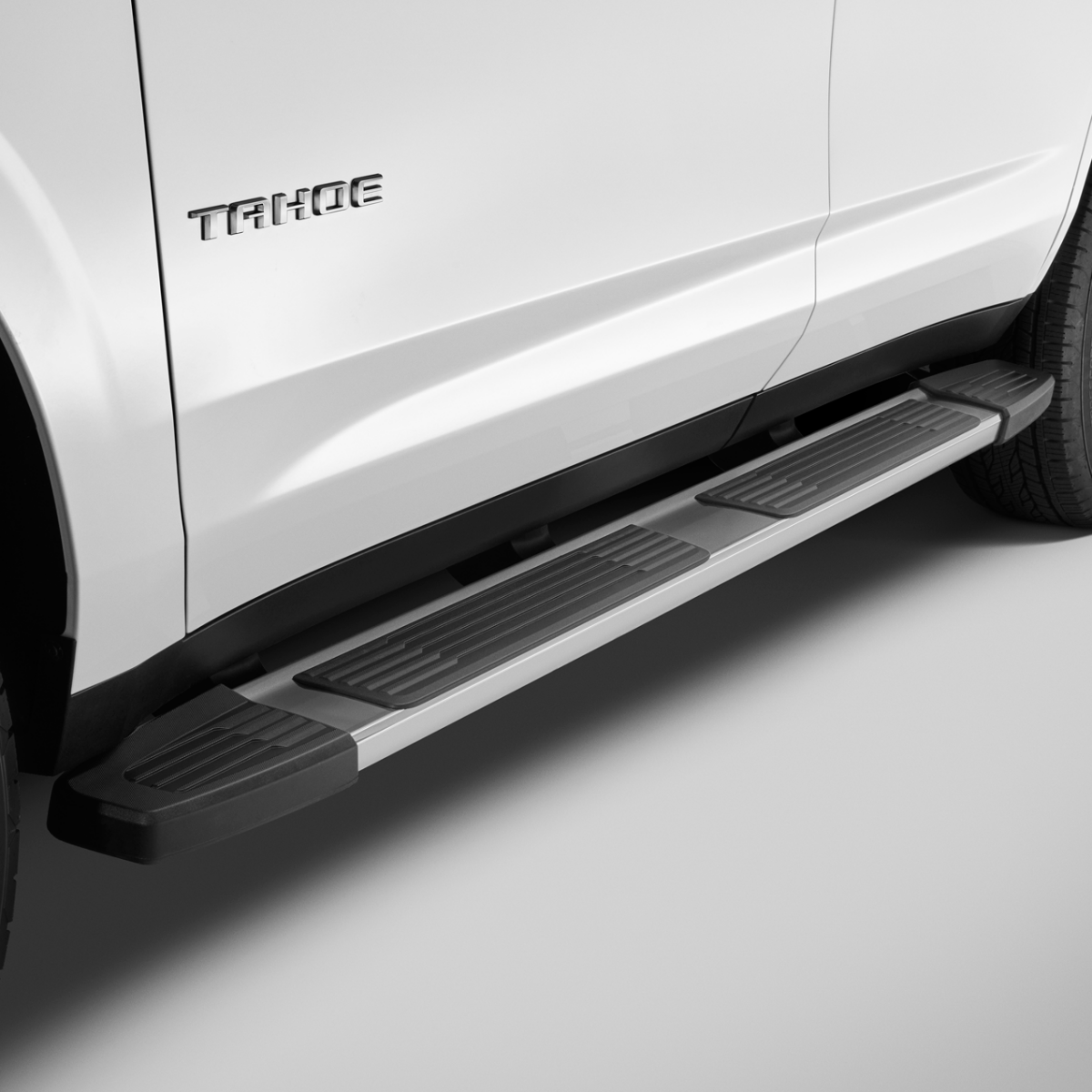 Chevrolet Assist Steps - Rectangular, Chrome 84879863