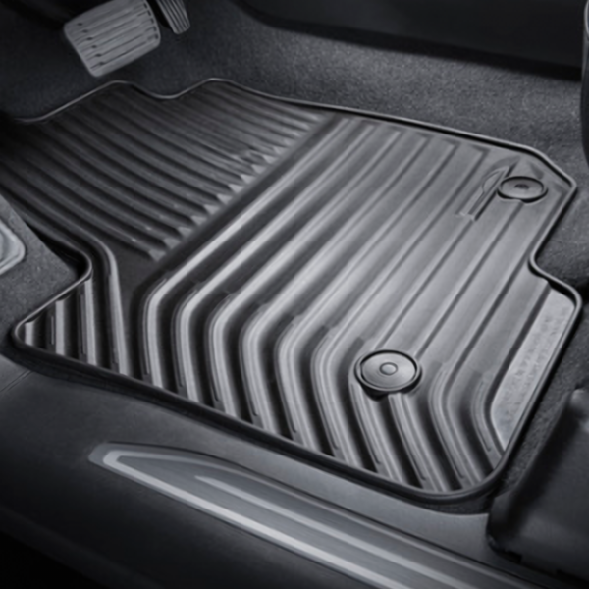 Chevrolet Floor Mats - First-Row Premium All Weather, Jet Black for 2019-2024  Silverado 1500 84521605